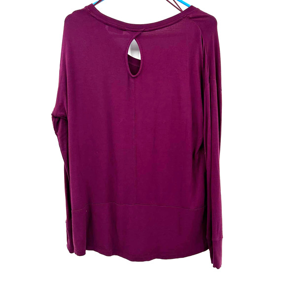Tahari size medium purple long sleeve t-shirt key hole back blouse top - Picture 2 of 5